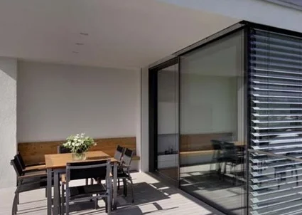 Szondás injektálás során végzett alapmegerősítés épületsüllyedés megállítására.